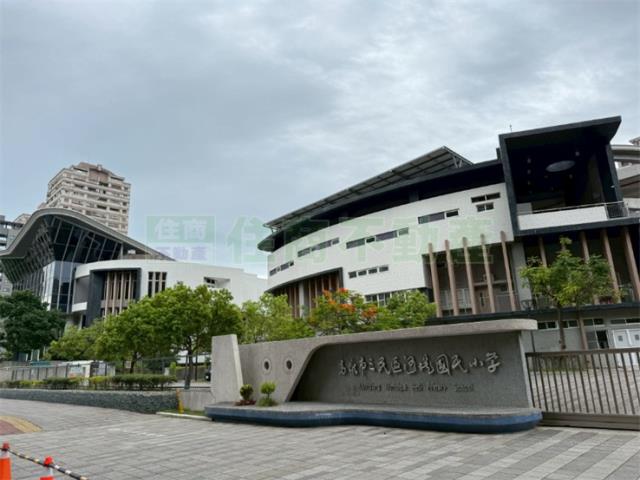 高雄三民區大樓-14