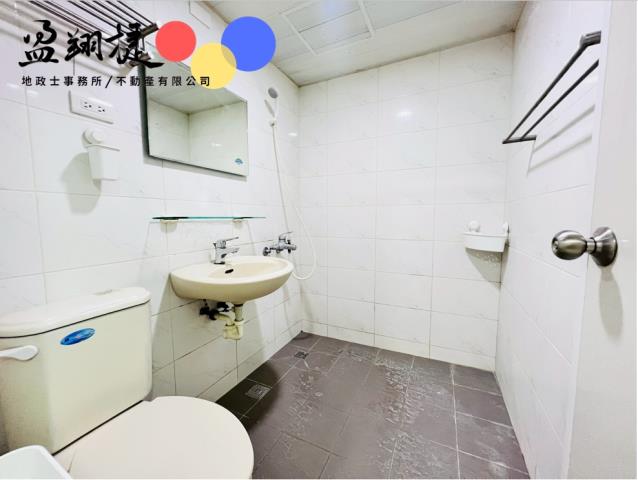 高雄新興區大樓-2