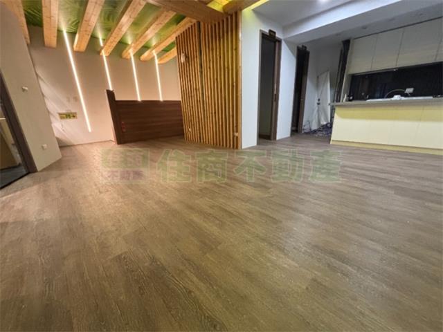 高雄新興區大樓-2