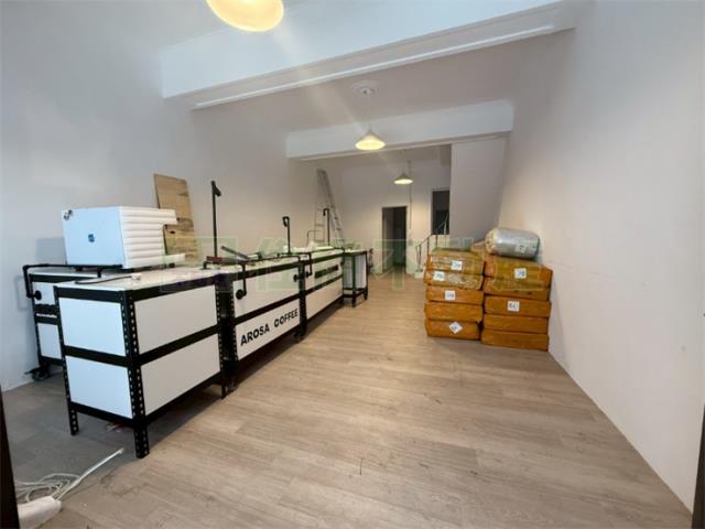 高雄鹽埕透天-0