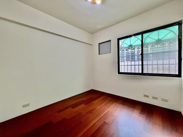 高雄小港透天-12