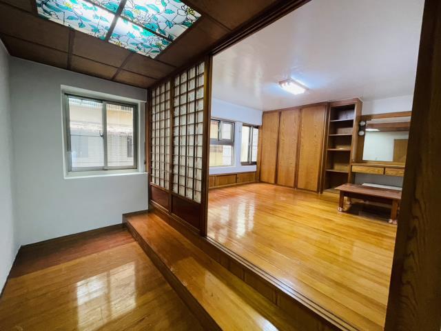 高雄新興區公寓-10