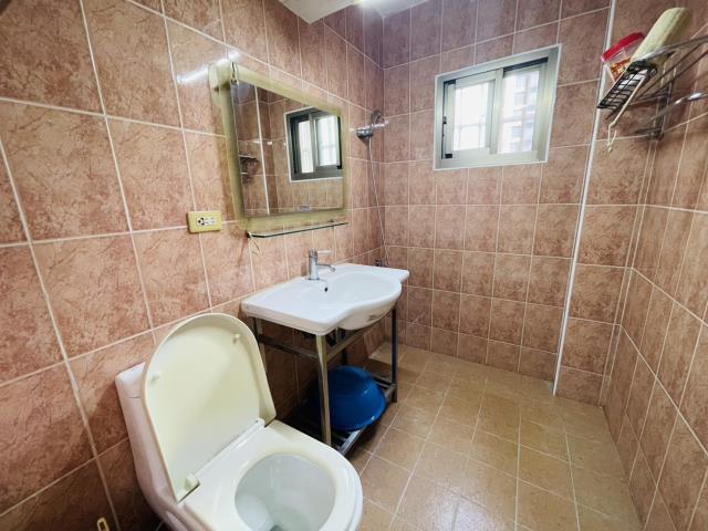 高雄新興區公寓-4