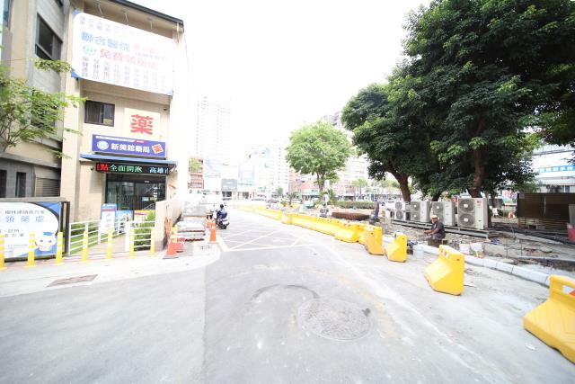 高雄鼓山透天-1