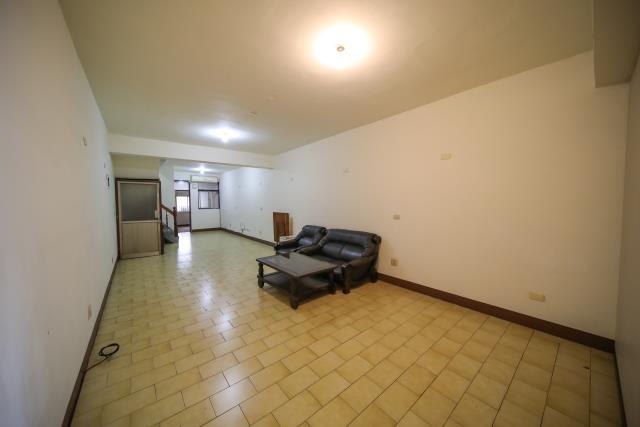 高雄鼓山透天-8