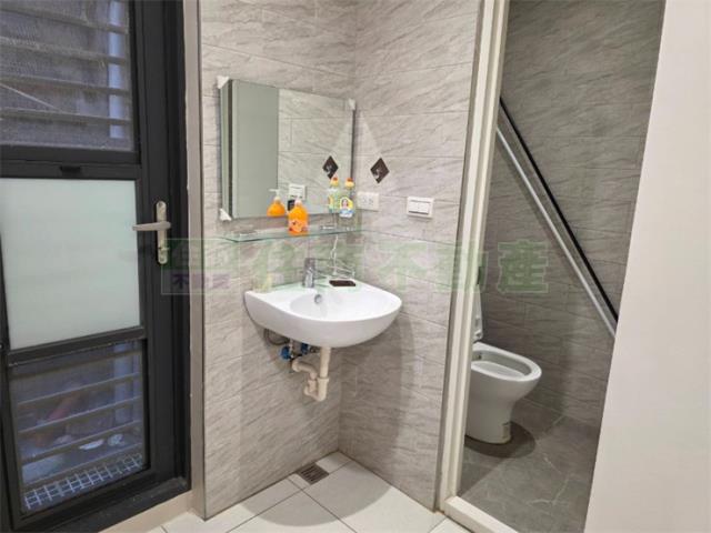 高雄苓雅透天-6