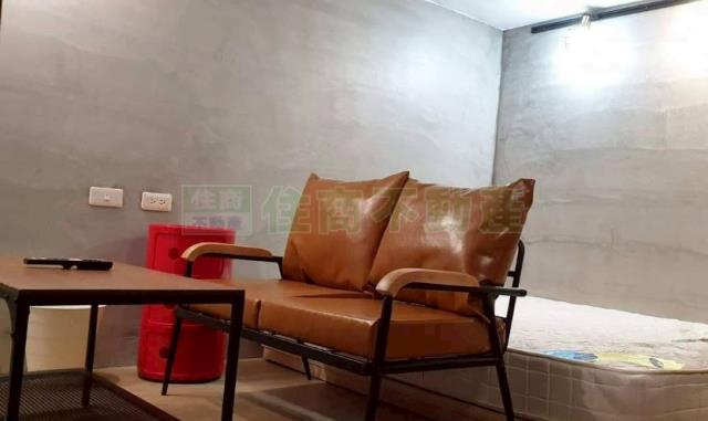 高雄苓雅透天-11