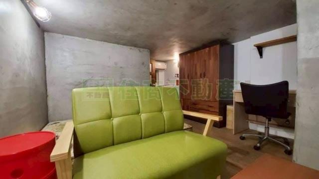 高雄苓雅透天-1