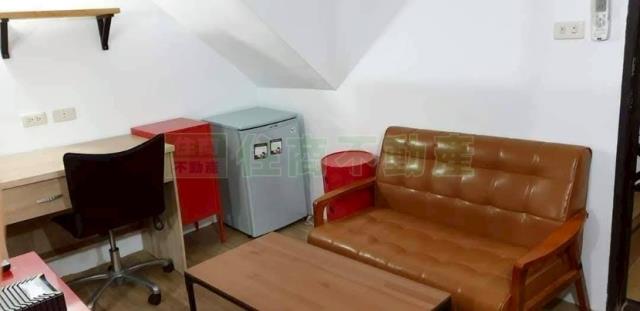 高雄苓雅透天-4