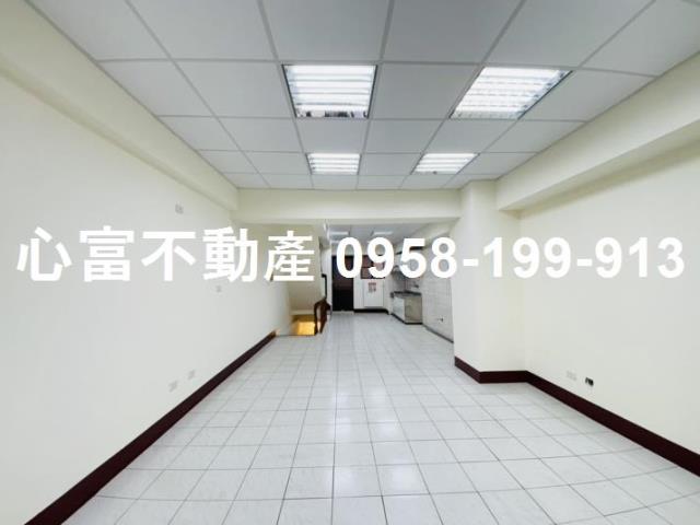 高雄岡山大樓-1