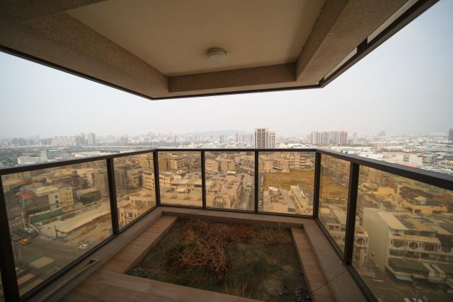 高雄仁武大樓-3