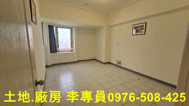 新興區大樓-10