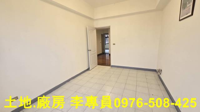 新興區大樓-11